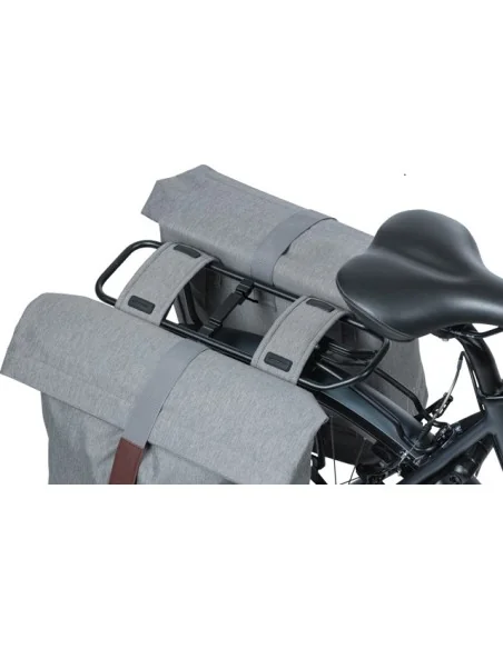 Dubbele fietstas Basil City 28 tot 32 liter 30 x 18 x 49 cm - grey melee