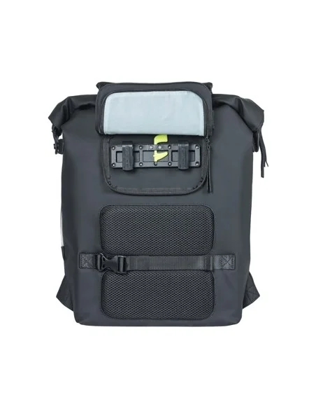 Fietsrugzak Basil SoHo Nordlicht 17 liter 31 x 14 x 37 cm - night zwart