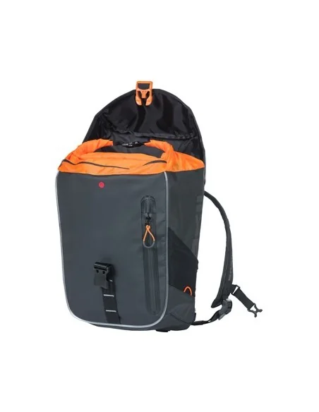Fietsrugzak Basil Miles Tarpaulin Nordlicht 17 liter 31 x 17 x 44 cm - zwart/ oranje
