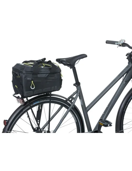 Bagagedragertas Basil Miles 7 liter 32 x 19 x 21 cm - zwart