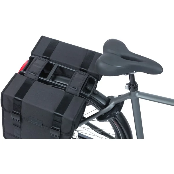 Dubbele fietstas Basil Tour Double 28 liter 34 x 14 x 34 cm - zwart