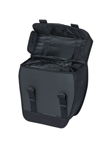 Fietstas Basil Tour Waterproof Right 14 liter 34 x 14 x 34 cm - zwart