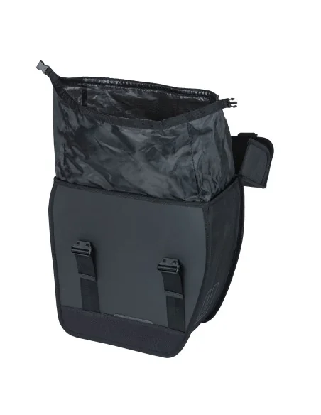 Fietstas Basil Tour Waterproof Right 14 liter 34 x 14 x 34 cm - zwart