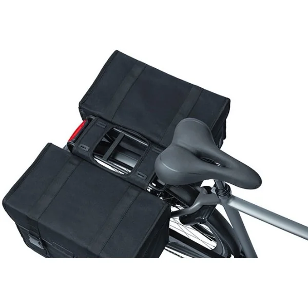 Dubbele fietstas Basil Kavan Eco Classic 68 liter 40 x 25 x 33 cm - zwart