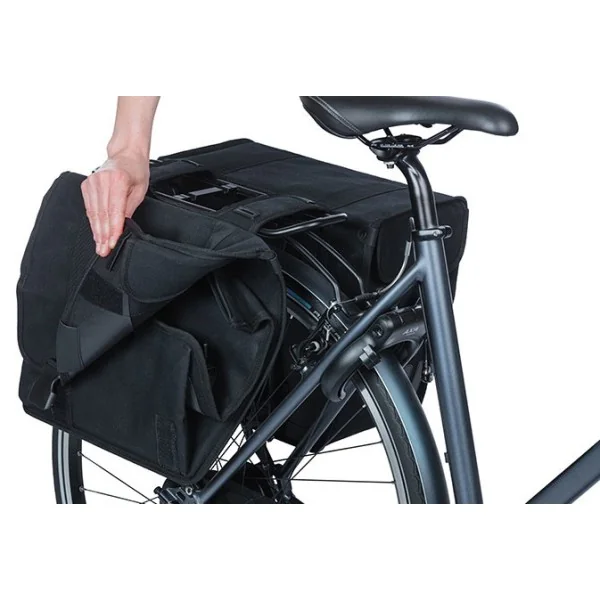 Dubbele fietstas Basil Kavan Eco Classic Rounded 46 liter 37 x 18 x 32 cm - zwart