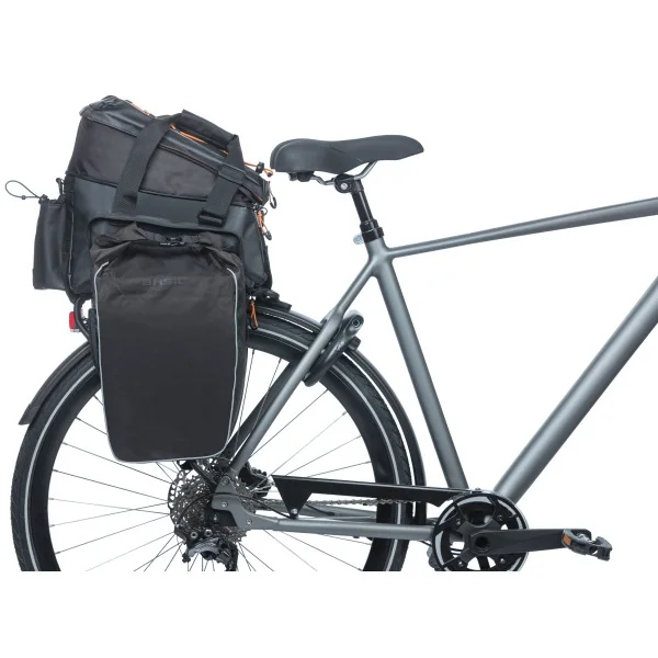 Bagagedragertas Basil Miles Tarpaulin XL Pro 9-36 liter 31 x 23 x 20 cm - black orange