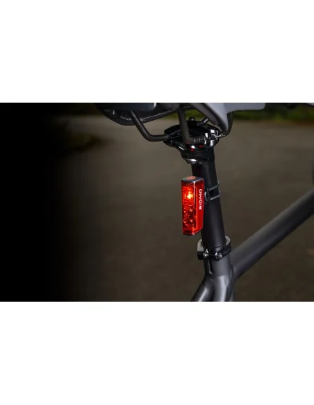 Achterlicht Sigma Blaze met remlicht-functie