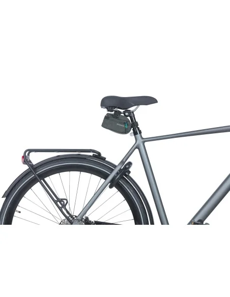 Zadeltas S Basil Discovery 365D 0.5 liter 7 x 8 x 14 cm - zwart melee