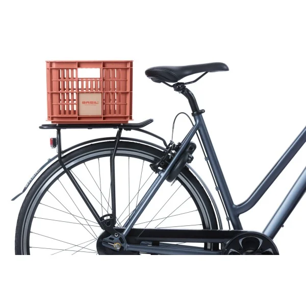 Gerecyclede fietskrat Basil Crate S 17.5 liter 29 x 39 x 20 cm - terra red