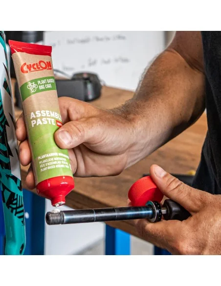 Montagepasta Cyclon assembly paste PB - 500 ml