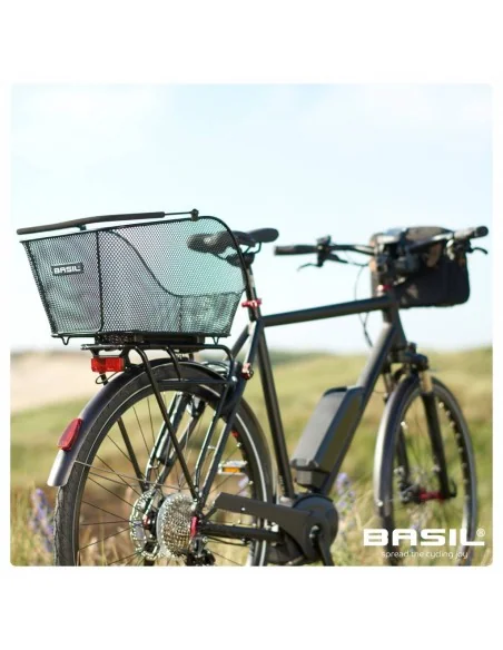 Fietsmand Basil Icon M Multi System 46 x 34 x 25 cm - zwart