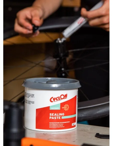 Sealing paste Cyclon 500ml