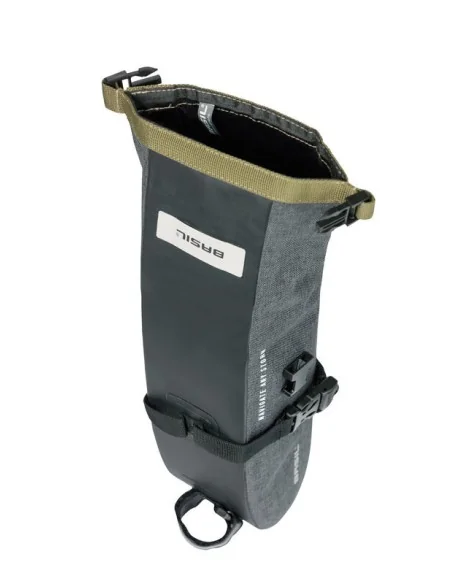 Zadeltas Basil Navigator Storm M 1.5 liter 10 x 9 x 29 cm - zwart