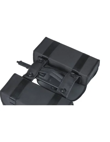 Dubbele fietstas Basil Tour Waterproof MIK 28 liter 14 x 29 x 30 cm (2x) - zwart