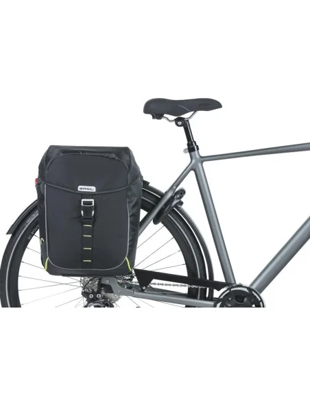 Dubbele fietstas Basil Miles 34 liter 13 x 26 x 35 cm (2x) - zwart / lime