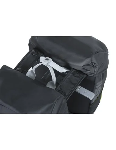 Dubbele fietstas Basil Miles 34 liter 13 x 26 x 35 cm (2x) - zwart / lime