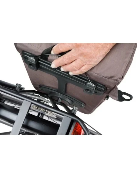 Fietsschoudertas Basil Move MIK studs 14 liter 14 x 24 x 34 cm - bruin