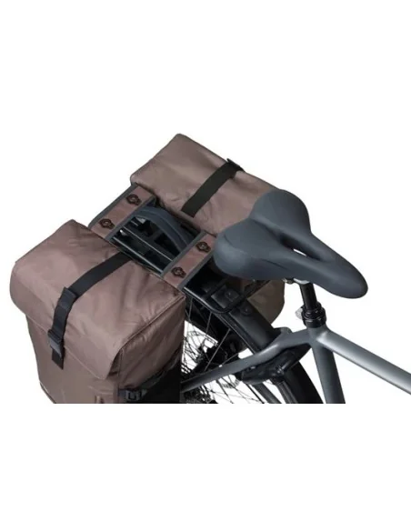 Dubbele fietstas Basil Move MIK 30 liter 16 x 27 x 38 cm - bruin