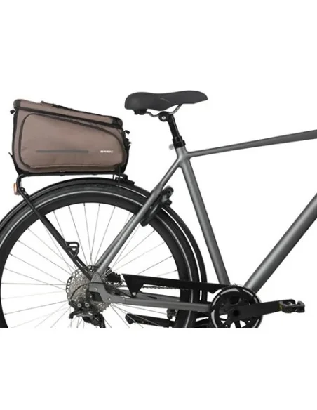 Bagagedragertas Basil Move 10 - 26 liter 24 x 33 x18 cm - bruin