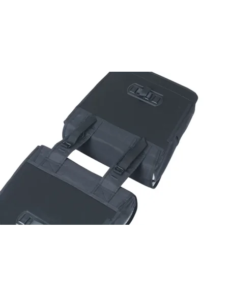 Dubble fietstas Basil GO 32 liters - zwart