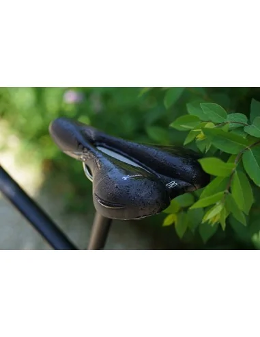 Fietszadel Selle Royal Respiro Moderate 60° - zwart