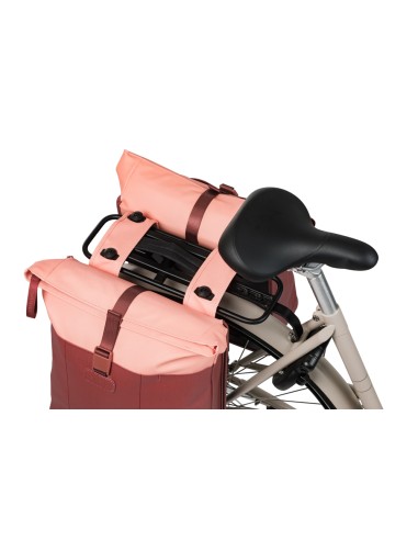 Dubbele fietstas Basil Vive MIK 28-35L 14 x 30 x 38 cm - bordeaux/roze
