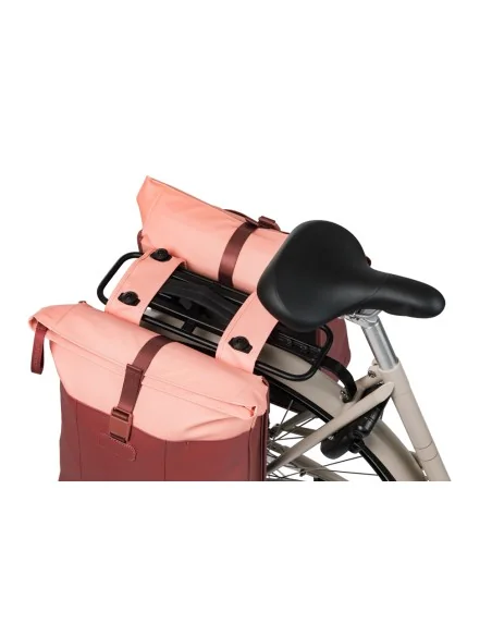 Dubbele fietstas Basil Vive MIK 28-35L 14 x 30 x 38 cm - bordeaux/roze
