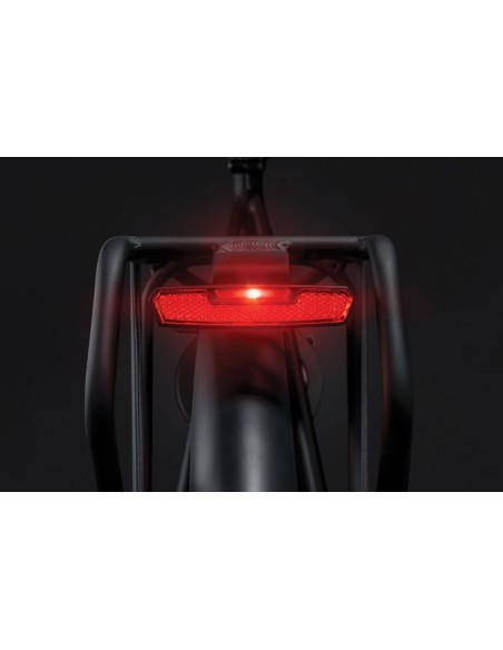 Dragerachterlicht Axa Juno Battery Auto Off - 80 mm montage