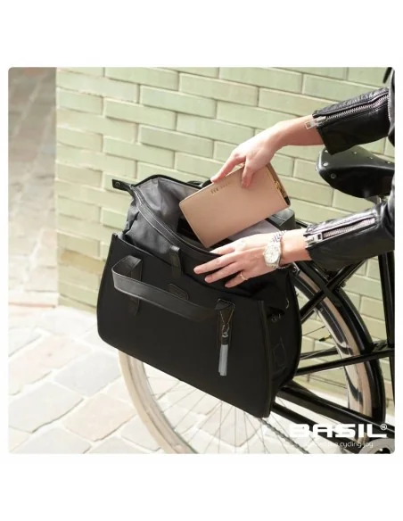 Fietstas Basil Noir 17 liter 41 x 17 x 32 cm - midnight black