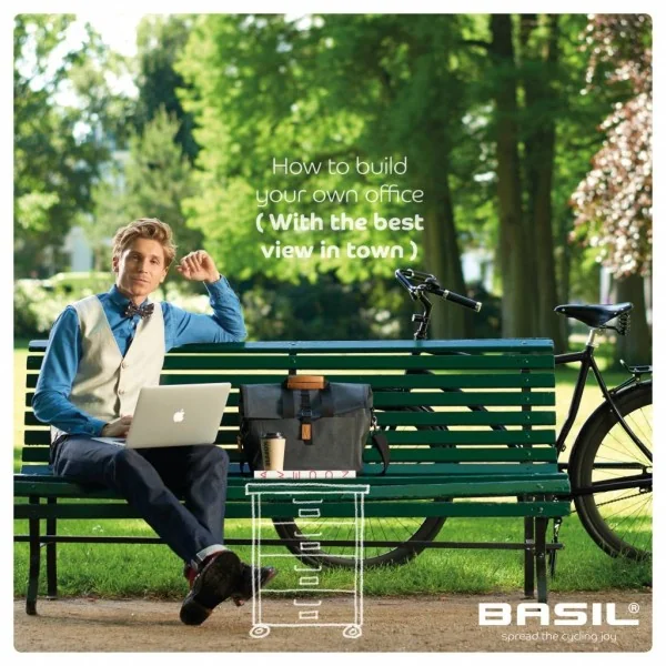 Enkele fietstas Basil Urban Dry Business Bag 20 liter 37 x 15 x 38 cm - donkergrijs