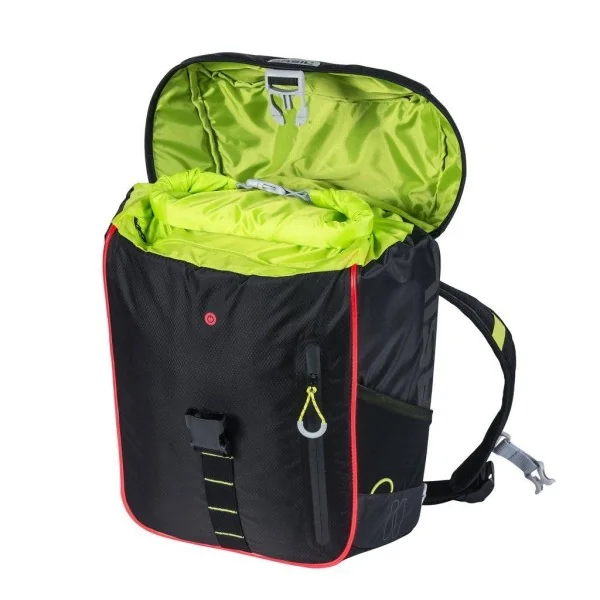 Fietsrugzak Basil Miles Daypack Nordlicht 17 liter 31 x 17 x 44 cm - zwart