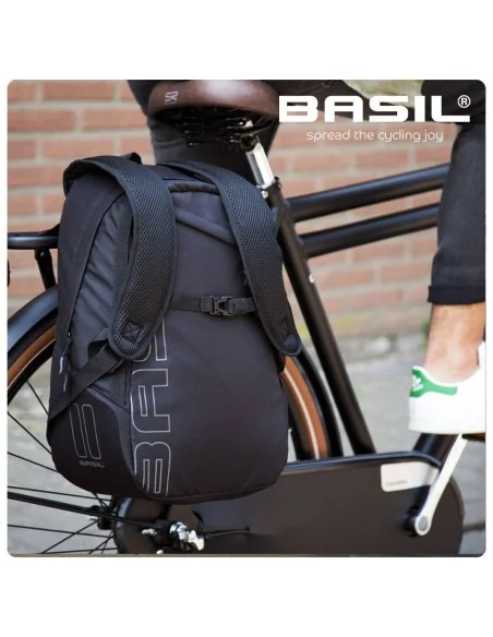 Fietsrugzak Basil Flex Backpack 17 liter 33 x 17 x 52 cm - zwart