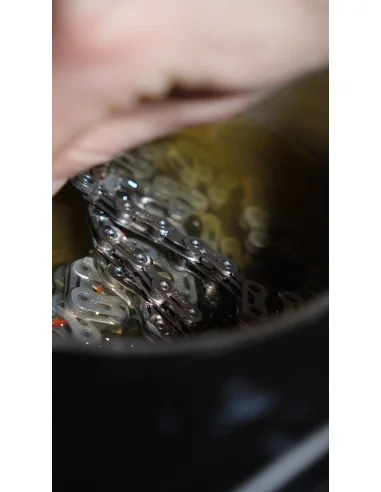CyclOn Pro Chain Hot Wax