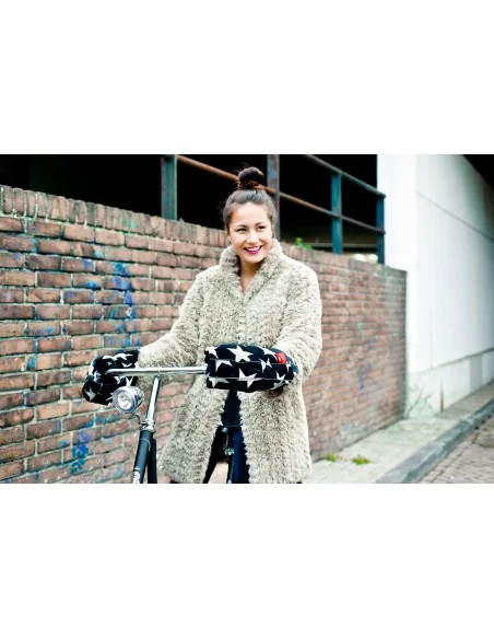 Handmof Wobs Stars Black & White