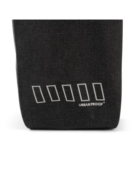 Fietstas Urban Proof District Recycled - 20 liter - zwart