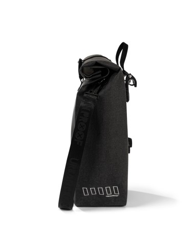 Fietstas Urban Proof District Recycled - 20 liter - zwart