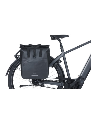 Fietsshopper Basil Urban Dry Neo MIK Hooks, 23-26L - zwart