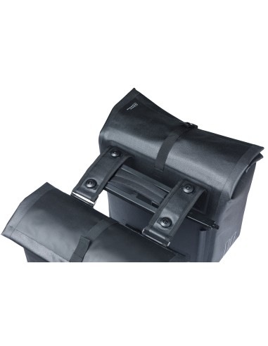 Dubbele fietstas Basil Urban Dry Neo MIK, 46-52L - zwart