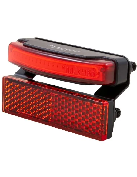 Achterlicht Spanninga Pimento XDS dynamo met 50 mm dragerbevestiging
